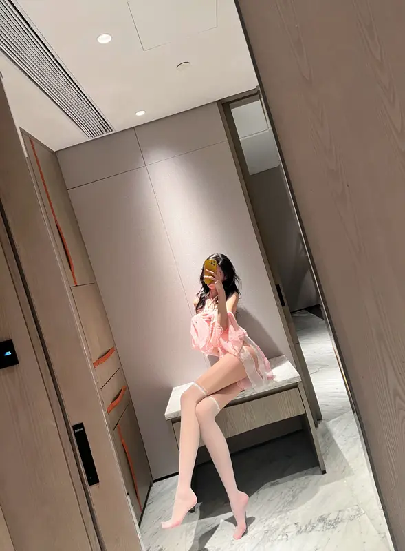 御姐仙女腿精 - 葛征